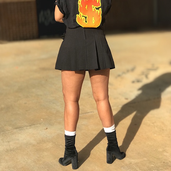 ASOS Pleaded circle skirt. - Picture 2 of 6